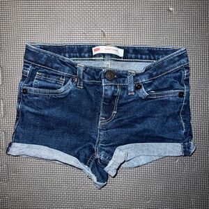 Girls size 8 Levi's Jean shorts